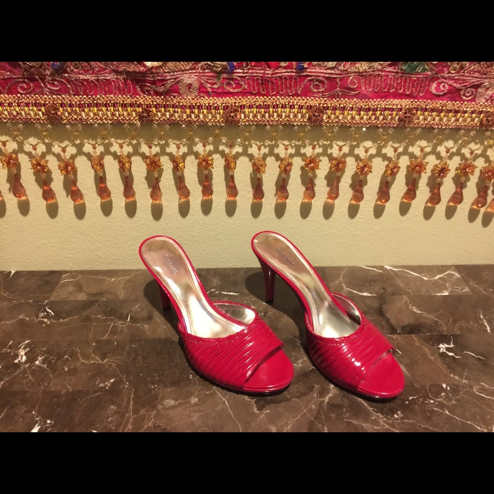 Red Patent Leather Mule
